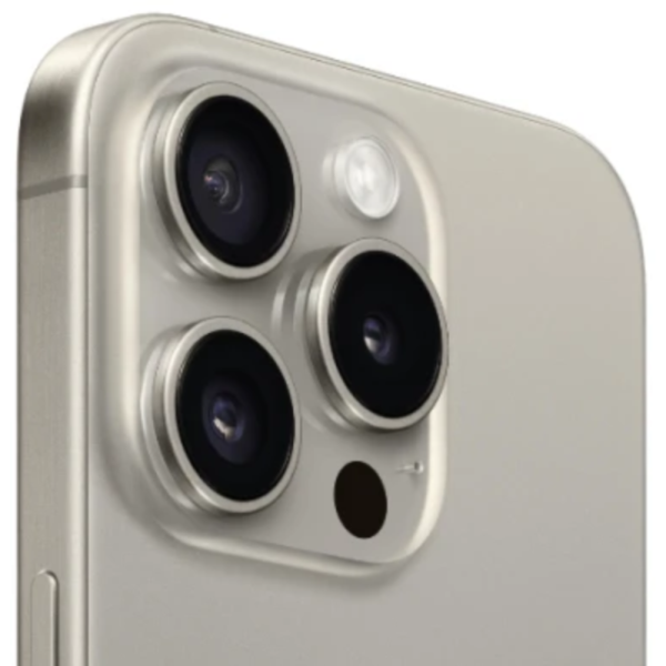 iPhone 15 Pro Max - immagine 2